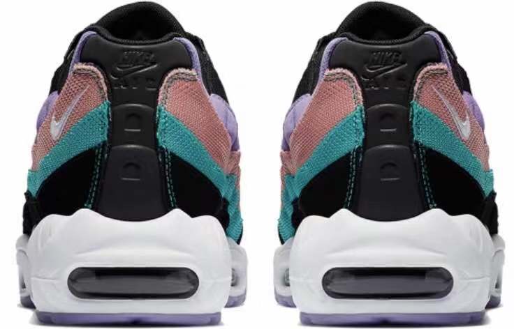 曾经火遍全球的神鞋最新复刻的联名鞋款只需5折就可以买入