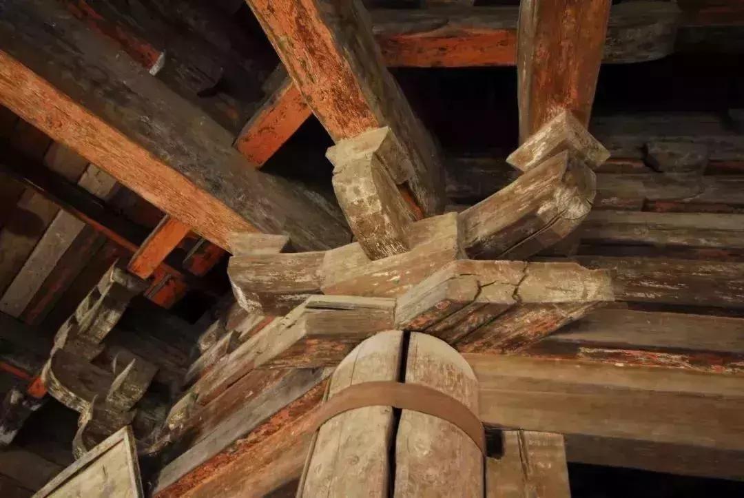 应县木塔屹立千年不倒的秘密,应县木塔无钉无铆屹立千年