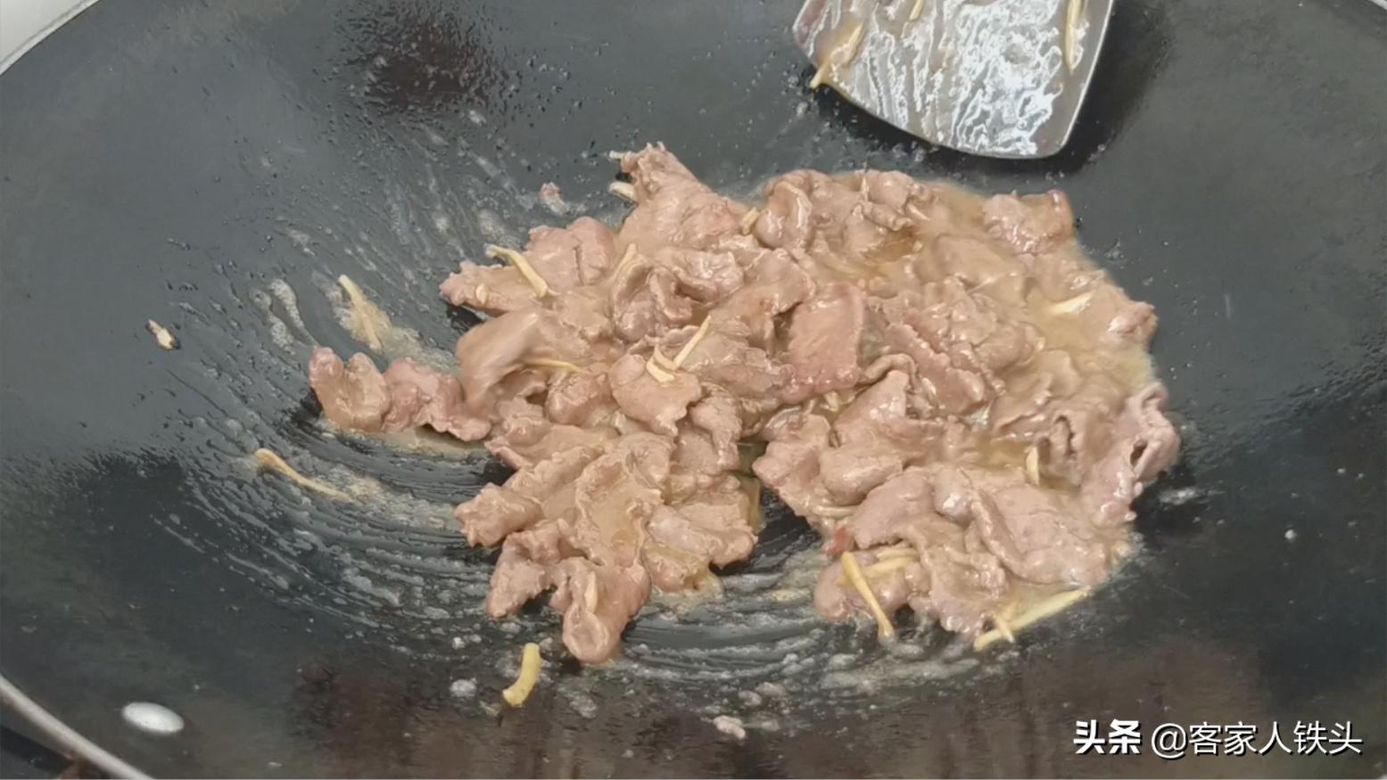 炒牛肉也有技巧出锅滑嫩不柴,教你炒牛肉嫩滑不柴的诀窍