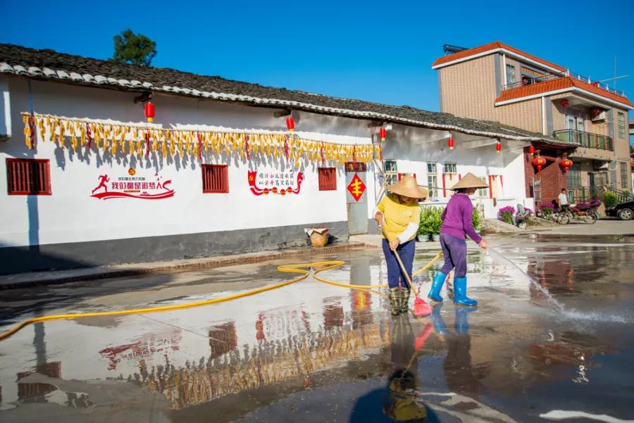 楹﹀厓鎽勫奖,楹﹀厓瑙嗛