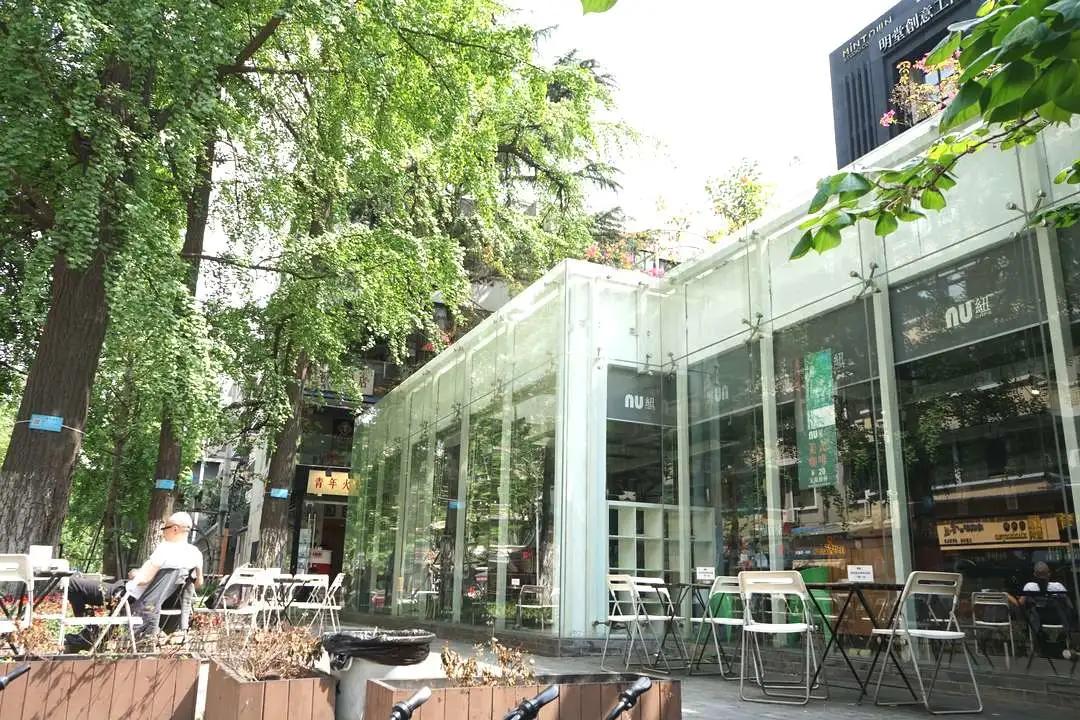 成都一座浪漫的城市,成都真是一个让人放松的城市