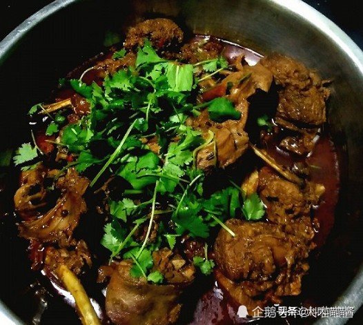 张爱玲说要想抓住男人的心,张爱玲曾说通往男人心里的是食道