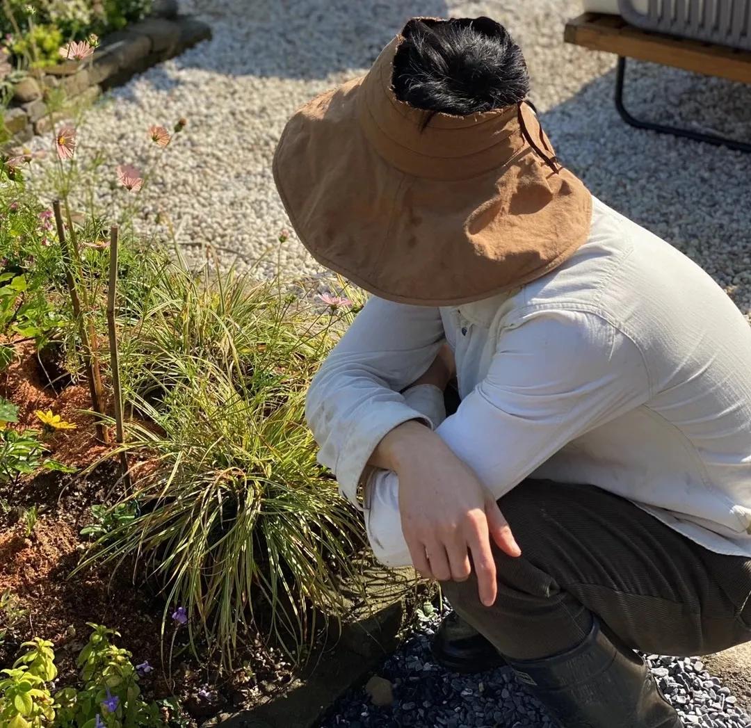 90后男孩住进郊区老屋，徒手打造400㎡自然花园，里面装满小精灵