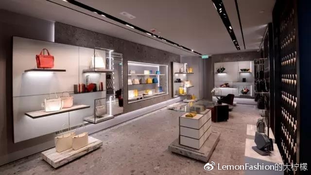 valextra意大利跟中国价格对比,valextra是奢侈品牌么