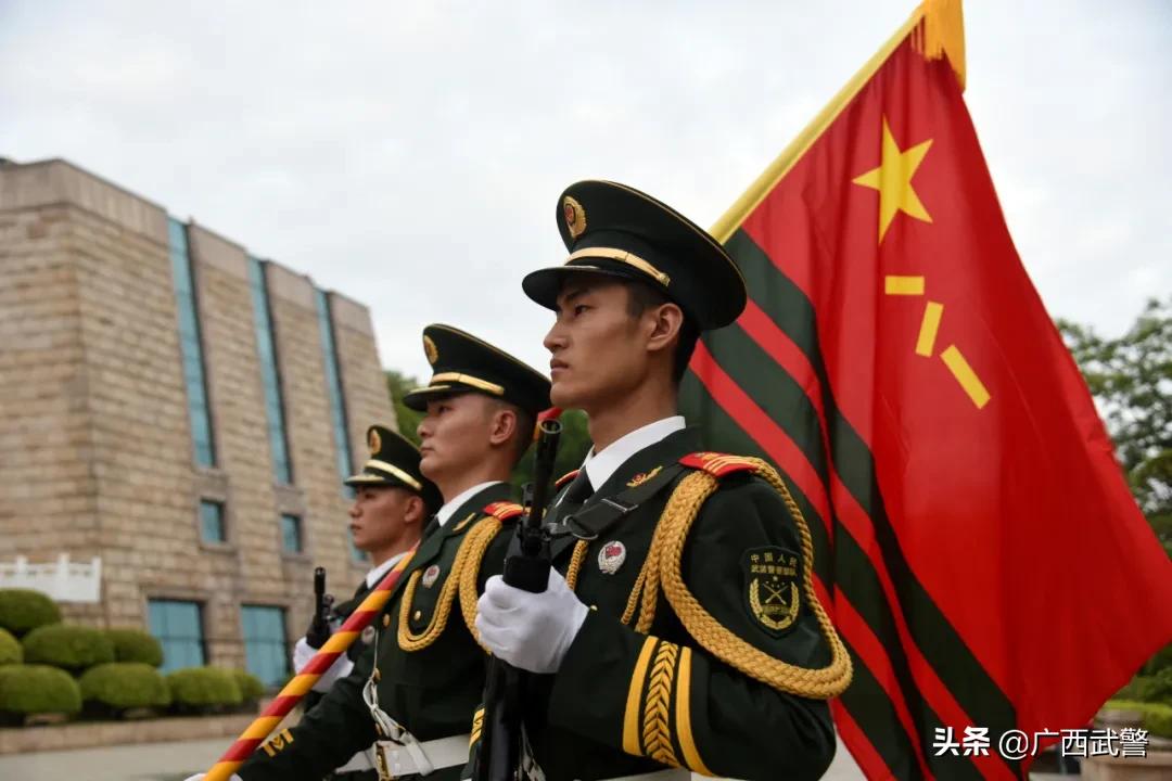 默默坚守的战友完整版,谨以此歌献给阔别己久的老战友