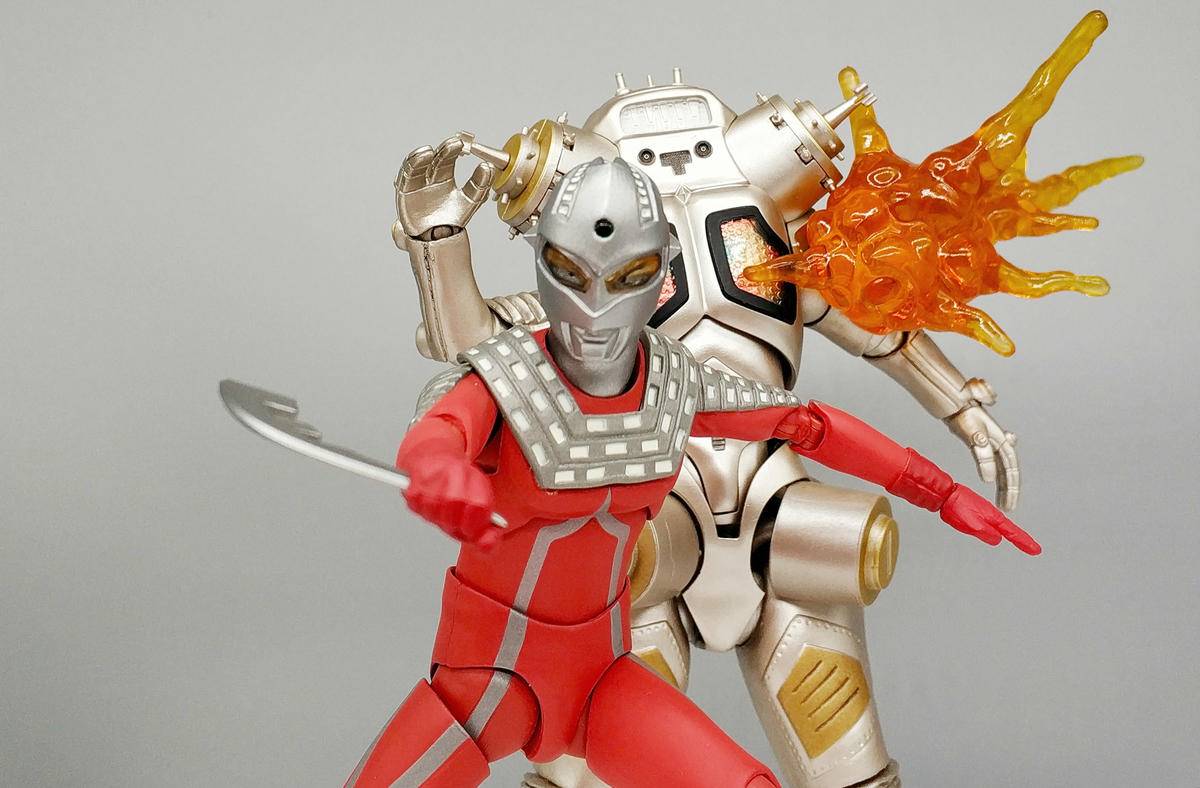 模玩机设:以弹之名守望地球地球的赤红巨人SHF赛文