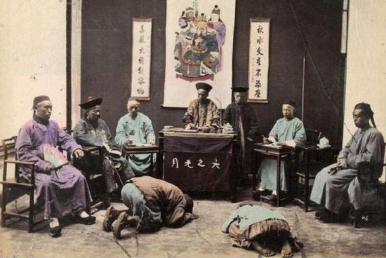 官不入民宅父不进子房意味什么,父不进子房古训