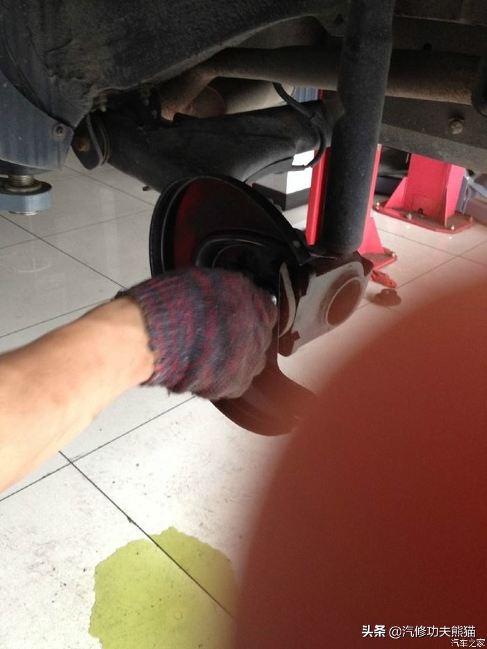 桑塔纳3000后轮鼓刹改碟刹,桑塔纳后轮鼓刹改碟刹教程