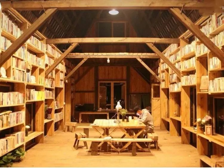 成都出发，一路向西的“旅行列车”年底开通！沿途好多……