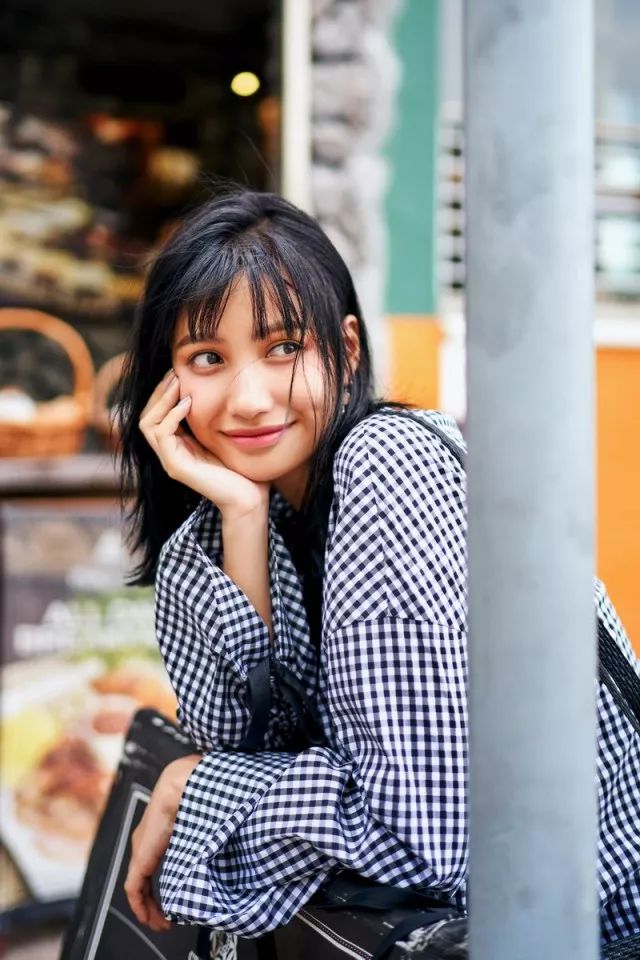 开春这样穿清新又有质感格子控,经典格子穿出时尚