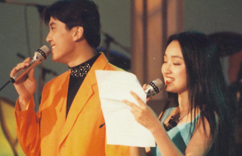 再谈赖文峰，杨钰莹仍热泪盈眶，被毁掉的上半生，不只因“初恋”