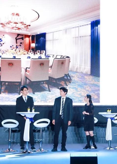 被称为沪上传奇校长，她说出了这所学校在三年内成为黑马的原因