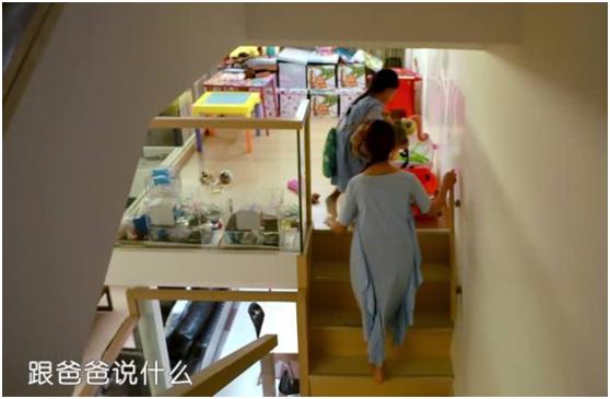 张晋蔡少芬全家合影,张晋蔡少芬全家照片