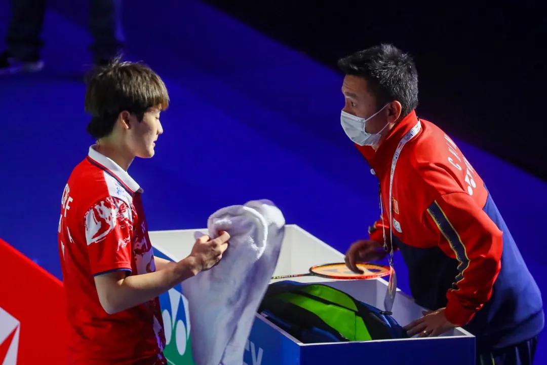 中国羽毛球队男单年轻选手,中国羽毛球男子团体逆转印度夺金