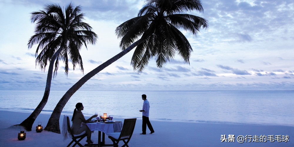 大海高尔夫球场,大海中央的球场