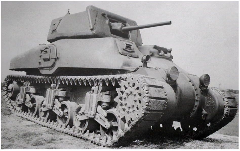 中国新型35毫米自行高炮,世界上第一款自行高炮