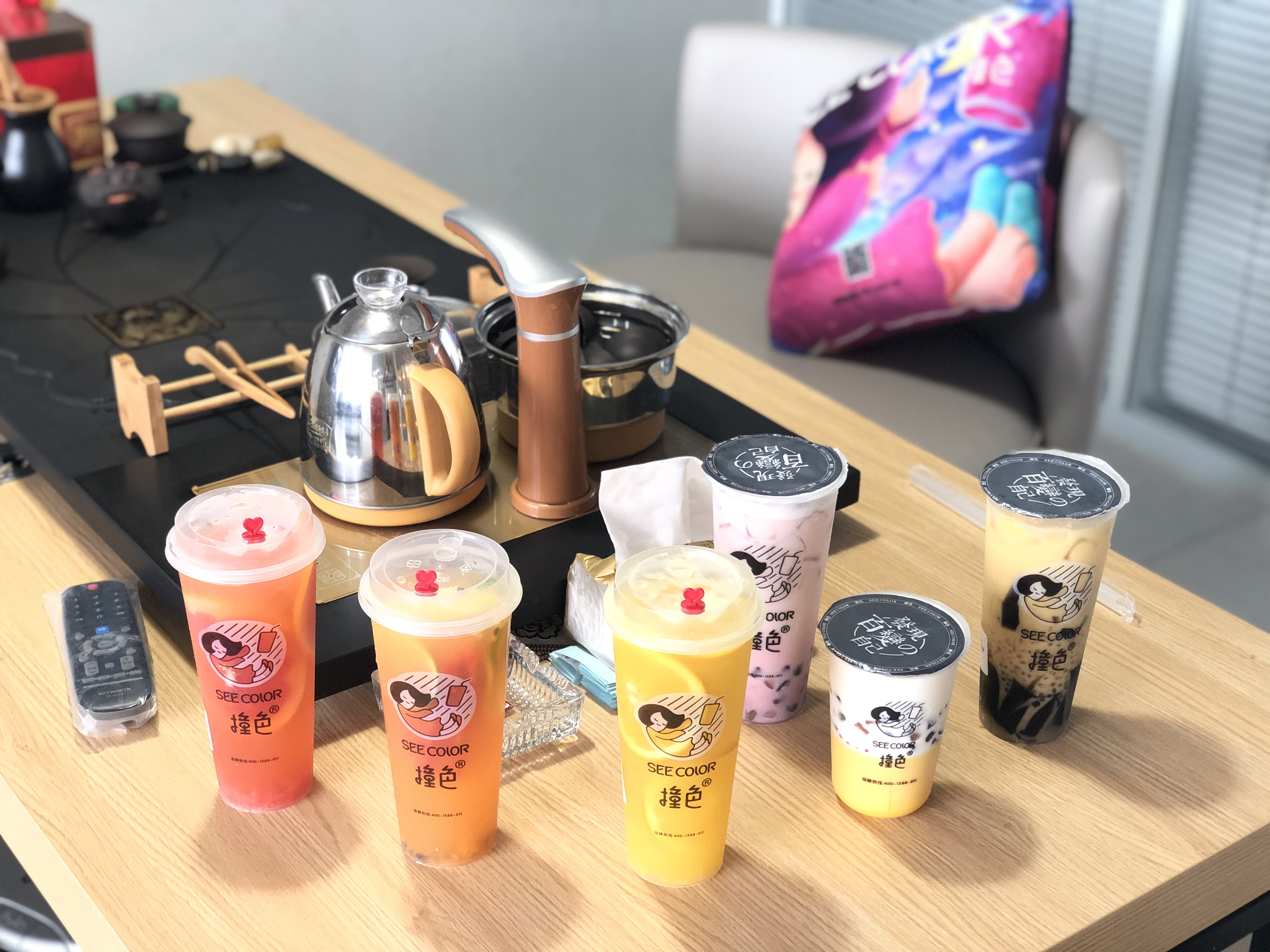 seecolor茶饮加盟,seecolor撞色奶茶全国有多少门店