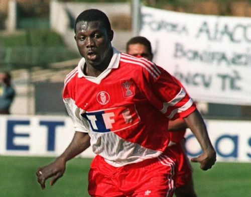 金球奖的“遗珠”尤尔根·克林斯曼，金色的轰炸机