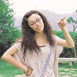 为什么有些女人戴口罩会变好看,为什么好多女的上街戴口罩