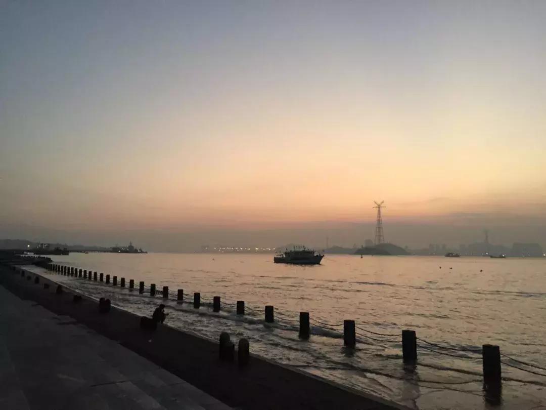 来厦门听海浪的声音,来厦门鼓浪屿说说