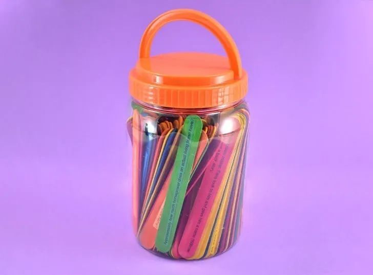 15个人左右玩的小游戏,15个人玩的室内游戏