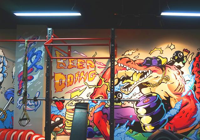 北京墙绘—墙绘只能画在墙上？别逗了，看看这位姑娘的做法