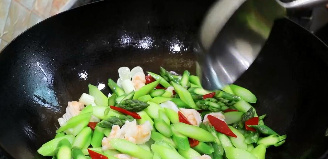 孕中期食谱芦笋怎么做,芦笋大虾做法大全家常