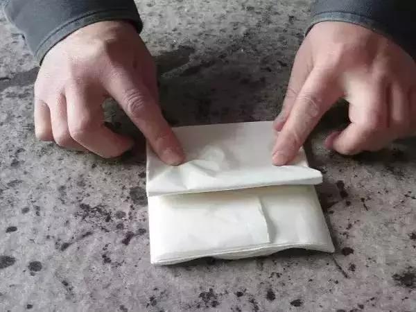 对联折纸方法,书法五言对联折纸方法视频教程