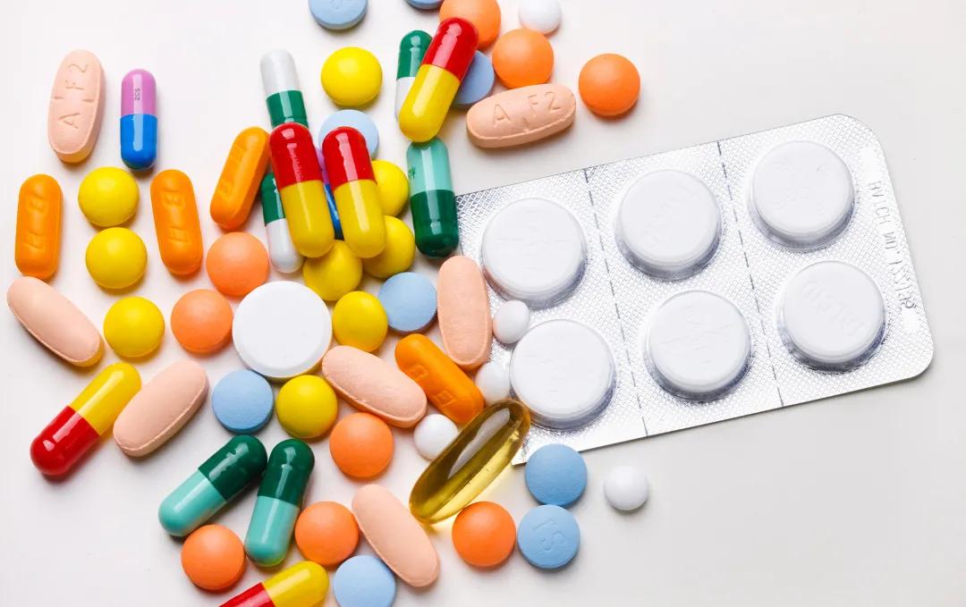 跟着网红吃东西,跟着网红混吃混喝