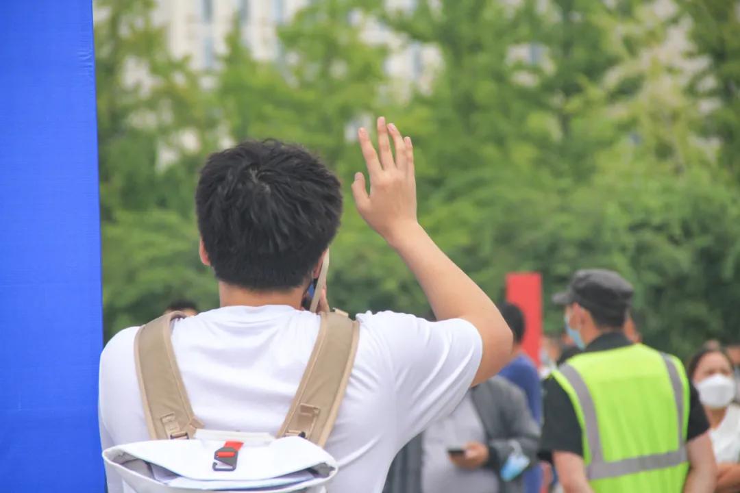 迎接新工人,欢迎新老工人