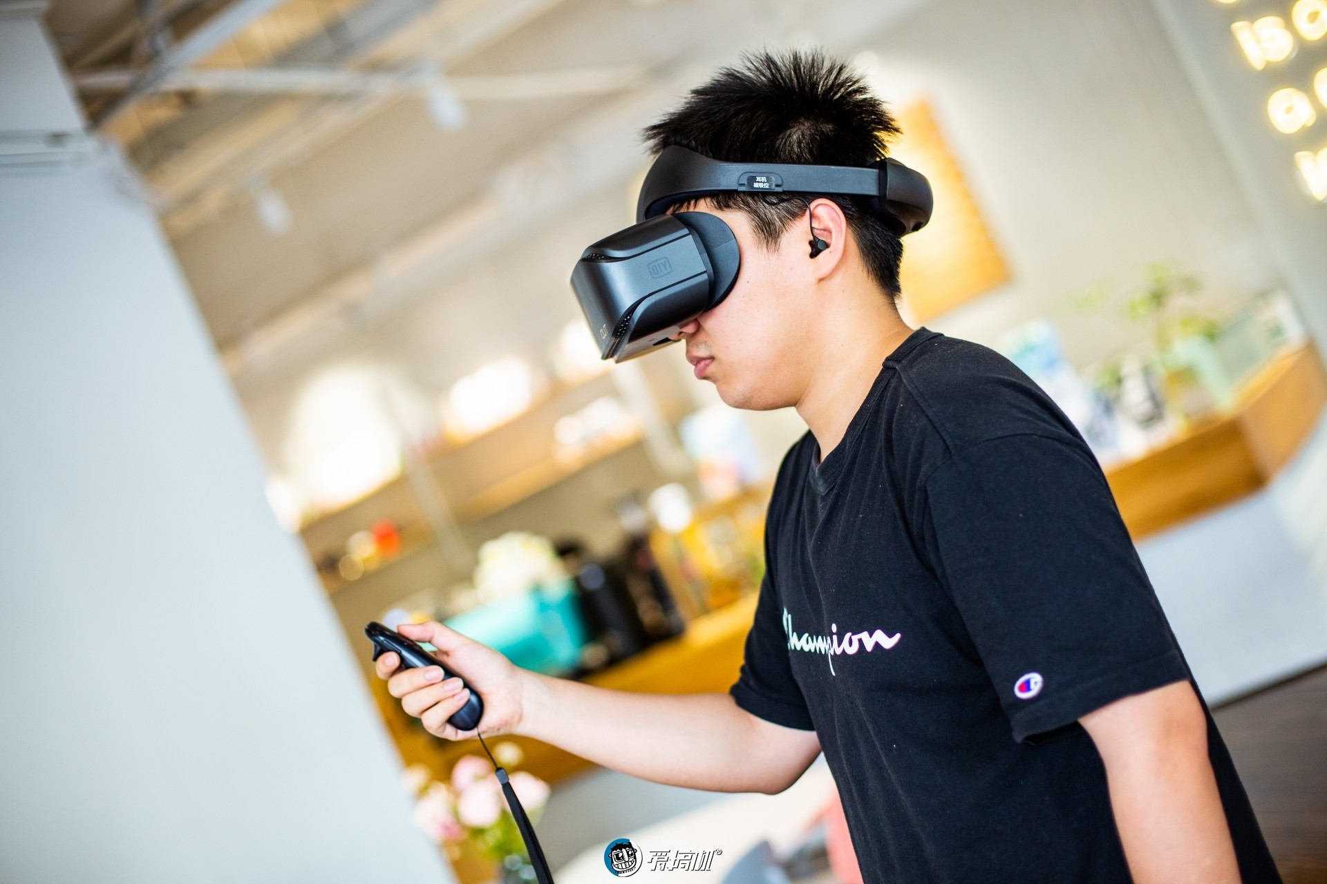 主流4KVR一体机对决！PicoG24KVS爱奇艺奇遇2