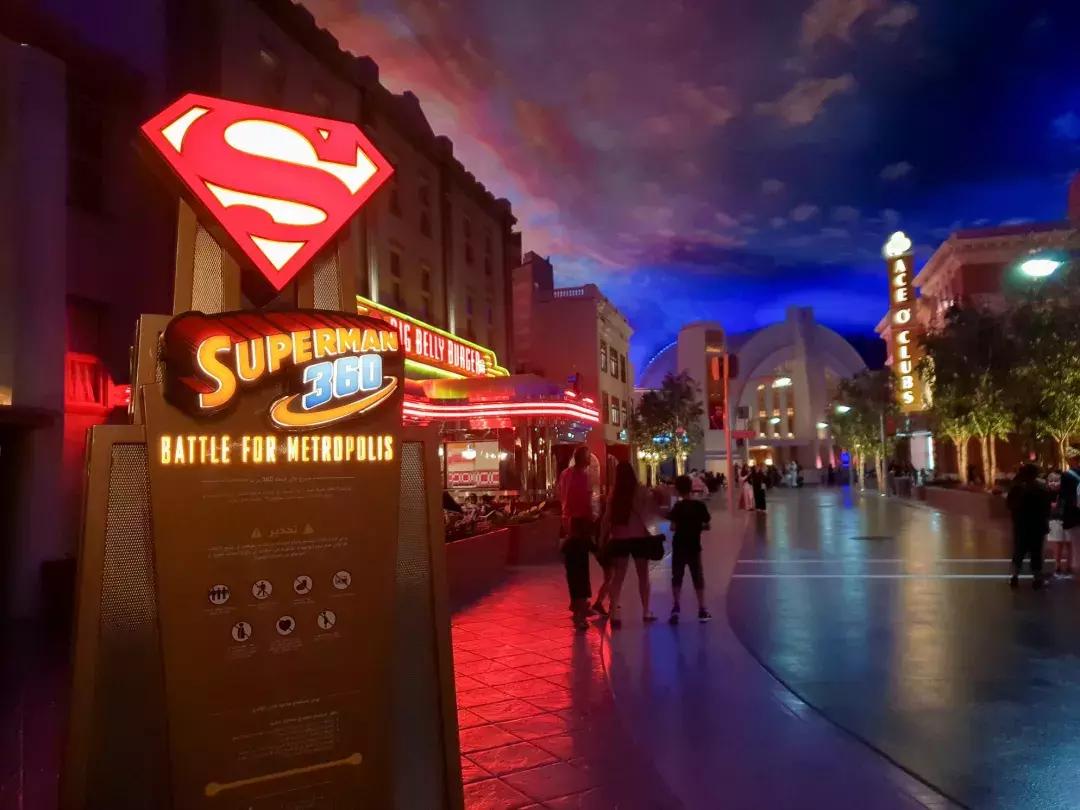 全球唯一8星酒店,黄金盖的清真寺,阿布扎比竟如此低调