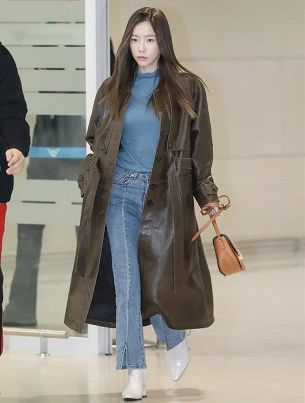 45kg的金泰妍穿皮大衣秒变54kg，微胖妹妹最好别试！