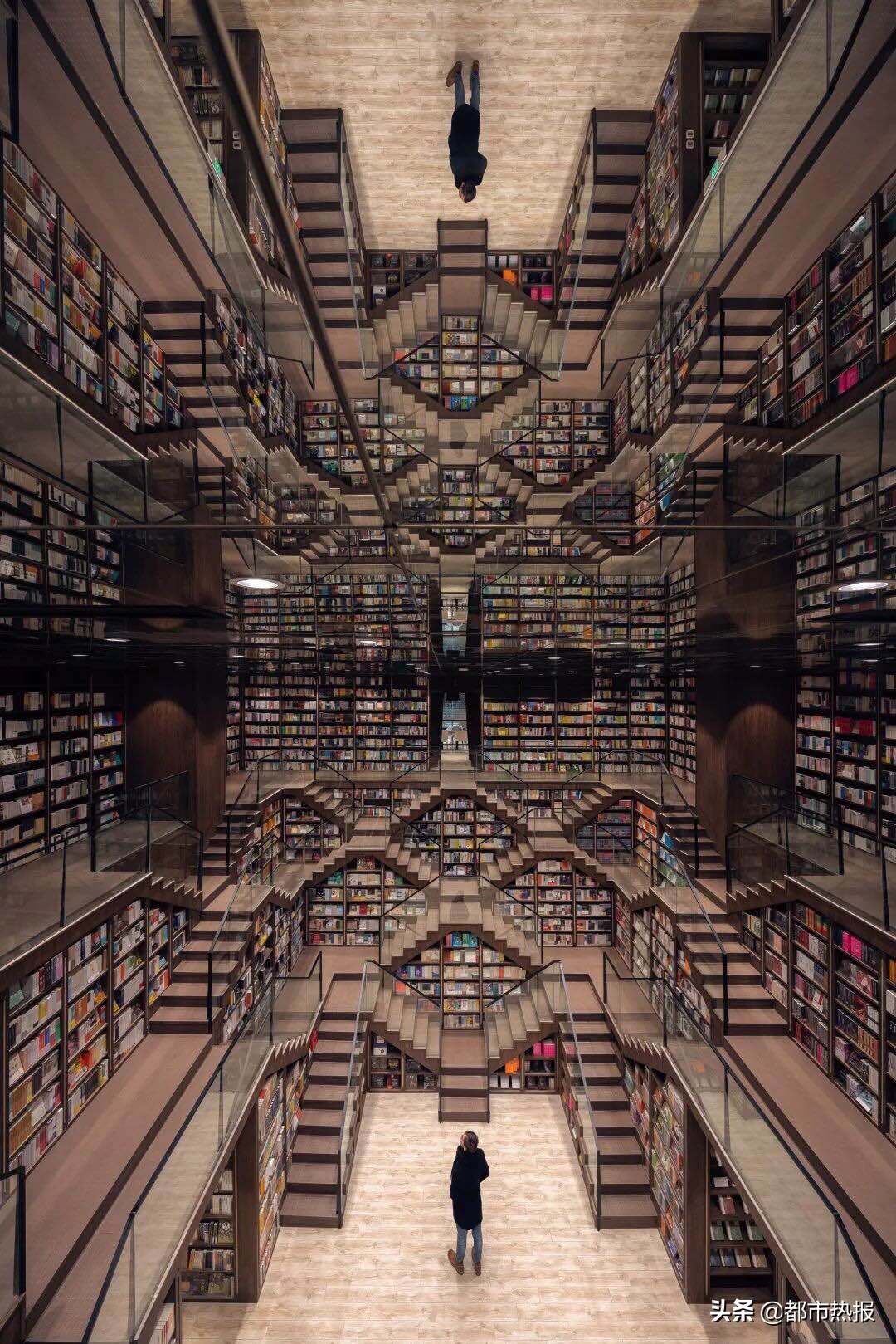 方所重庆店要关了趁着打折季不如淘点书一年之计在于春省钱之季在于跟着轨道去淘书