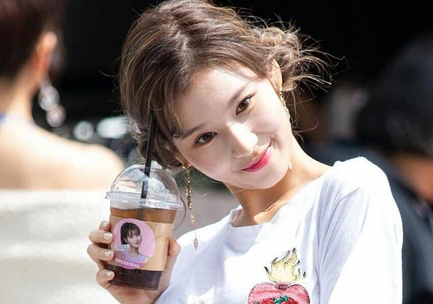 平成时代sana,韩国人评价twicesana