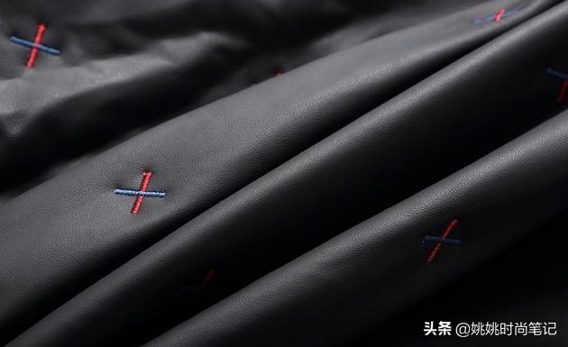 怎么分辨皮衣是真皮还是假皮,皮衣如何分别真皮还是假皮