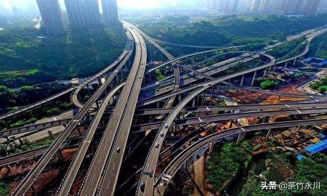 为什么在重庆走错路就是一日游,重庆旅游交通方便吗