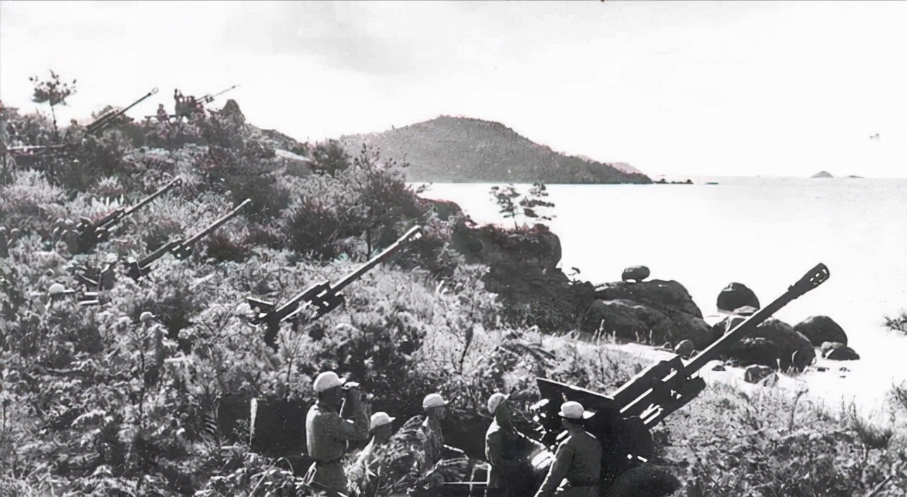 每秒100炮弹,每秒200发的炮弹