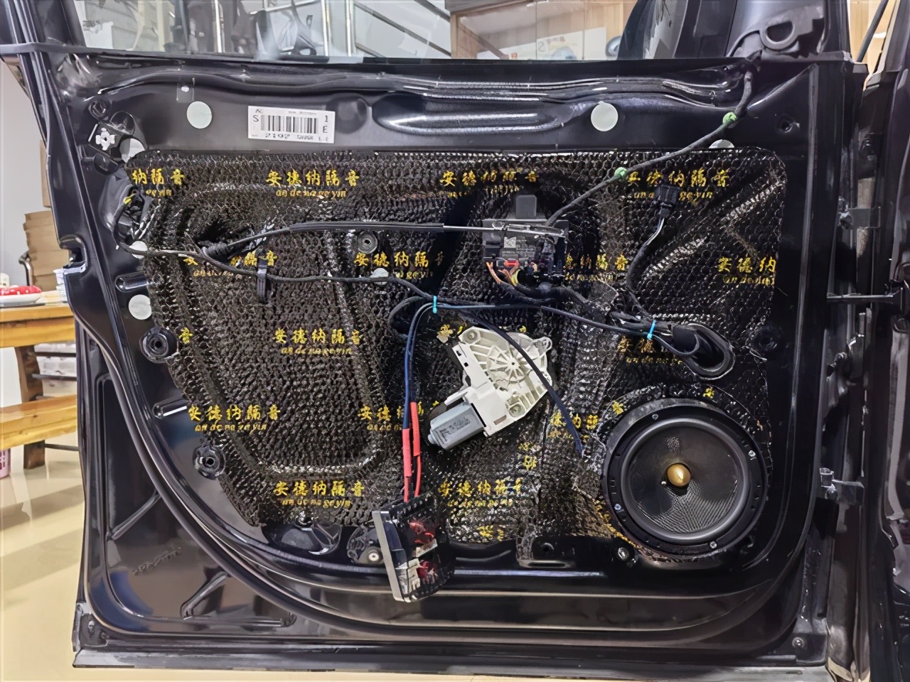 夏朗音响改装最佳效果图,大众夏朗改风光