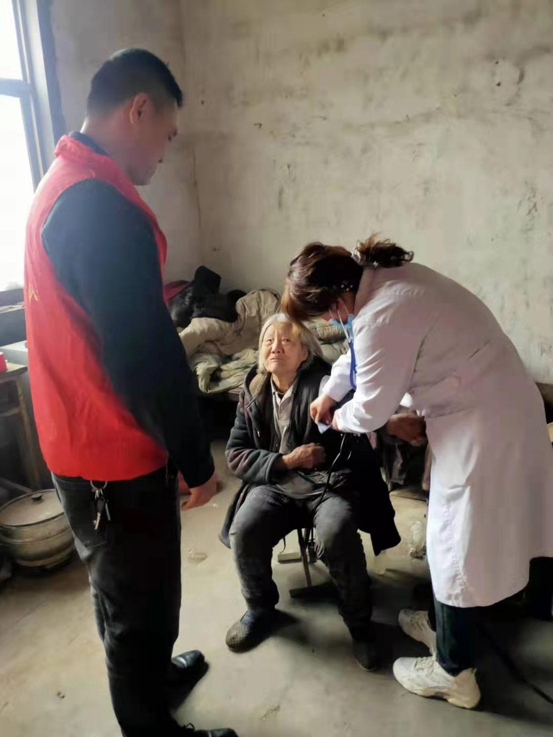 4月党员志愿服务活动,4月份党员开展志愿服务活动内容