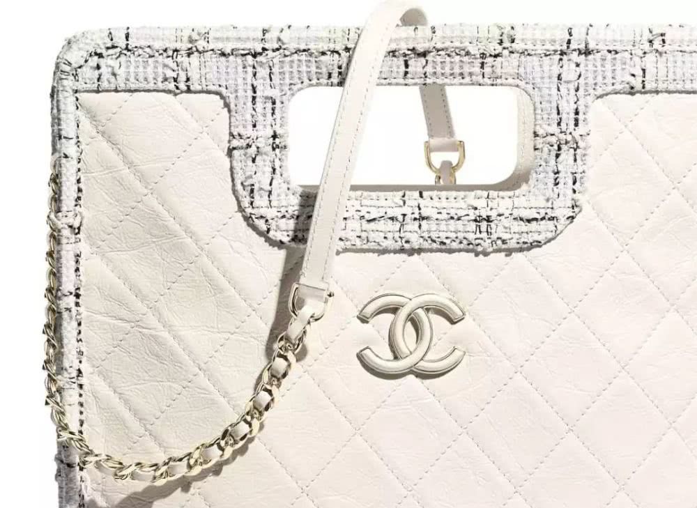 追了《爱的迫降》这么久,我终于看到一只想买的包了