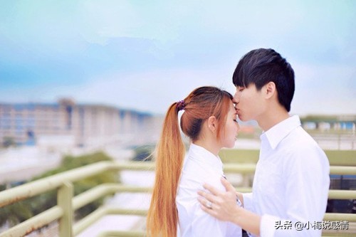 一个男孩子会因为怕失去你而哭,在事情上斤斤计较