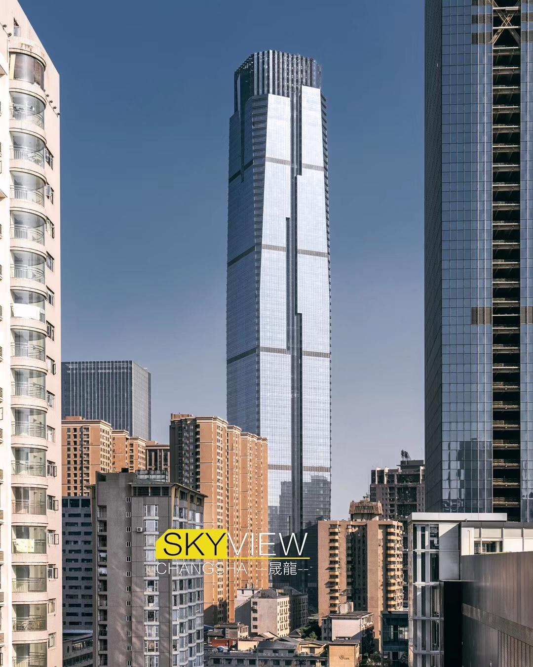 长沙人的快乐正一点一点回来！白天摩天大楼，晚上一脚解放西