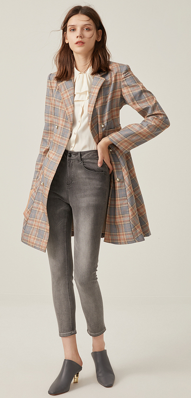 时尚百搭的风衣穿搭,低调又不失优雅的穿搭