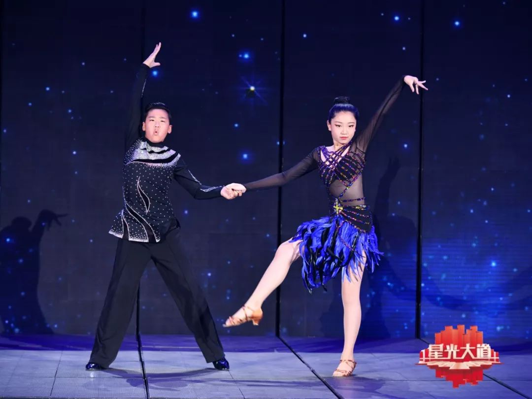 超级星光大道第一届的小朋友,小朋友星光大道活动视频