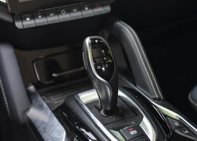 华晨中华v7展示,华晨中华v7体验