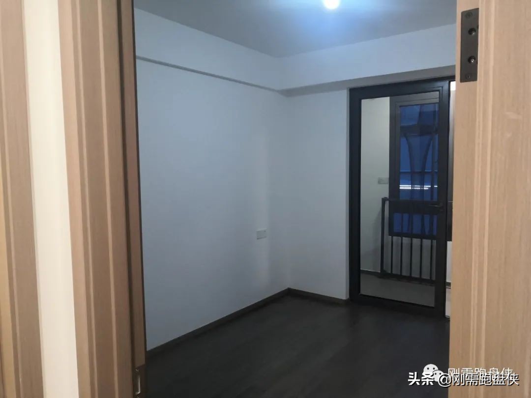 临平中天汀洲印月户型分析,地段不好装修也是浪费钱