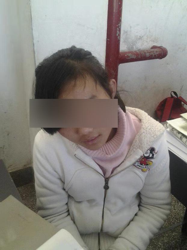 李心草同学回忆：待人真诚被叫草哥，曾称自杀的人最愚蠢，同学听到死讯后，浑身冰凉瘫在椅子上