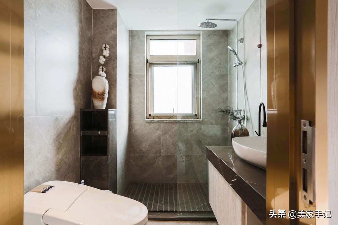 北京一对夫妻花2年装修20万,一对北京夫妻12年极简生活