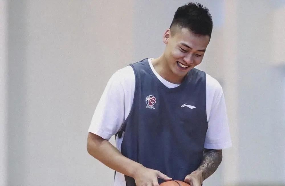 cba20支球队篮球俱乐部,cba篮球联赛各俱乐部情况